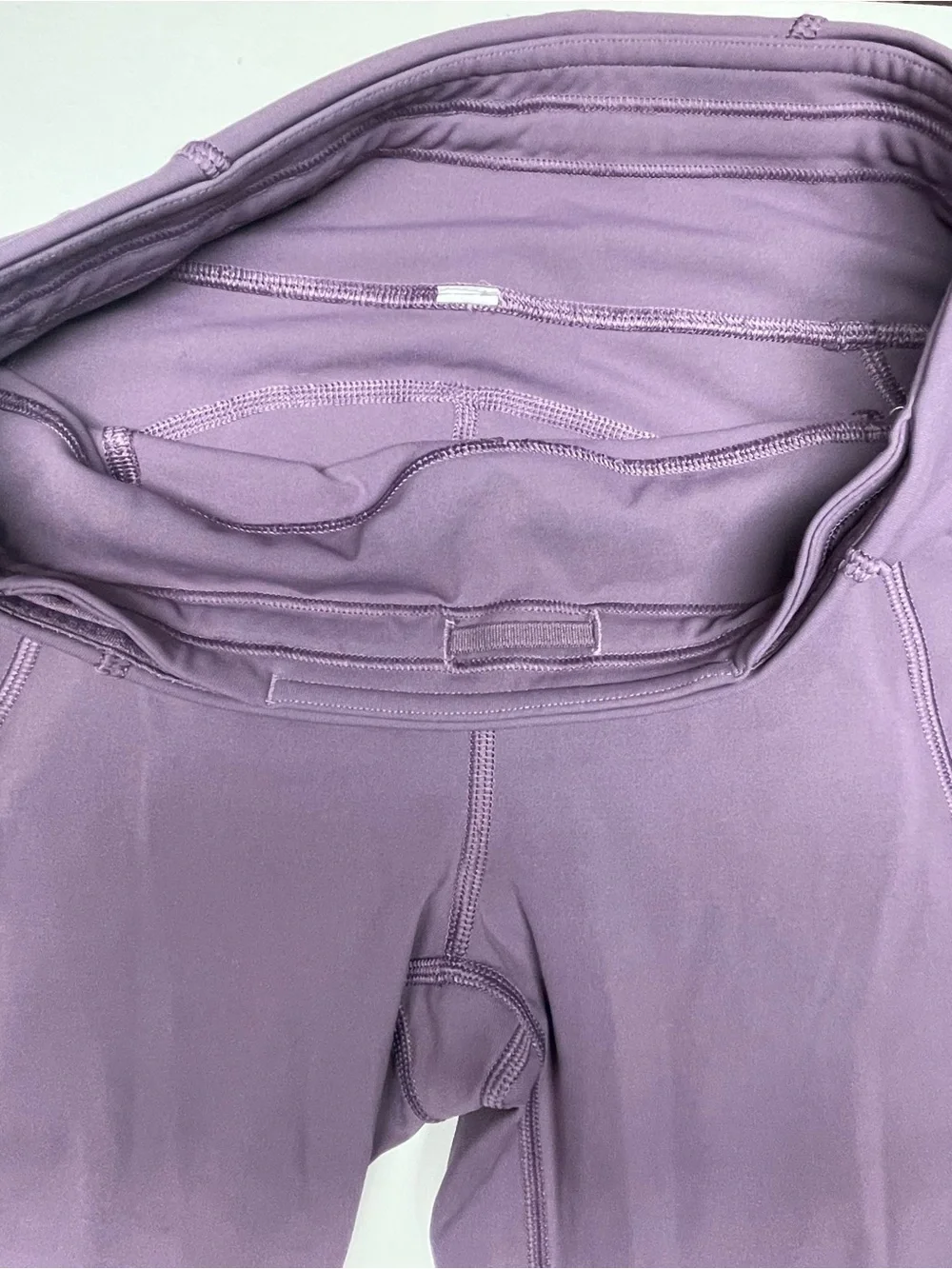 Lululemon Time To Sweat Crop 23